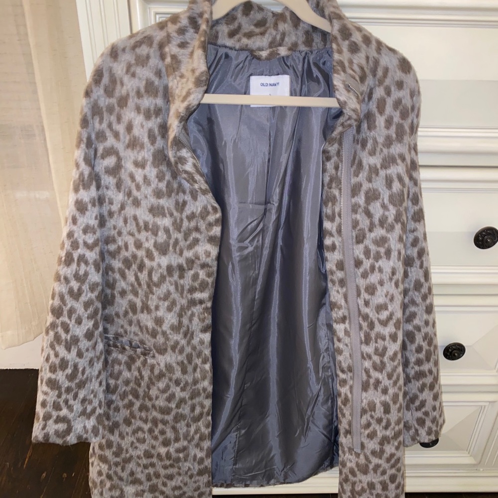 Leopard coat